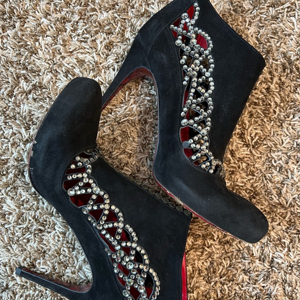 Cesare paciotti Womens winter shoes elegant Swarovski size 8.5